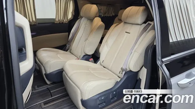 Kia Carnival 2021 thumb 12