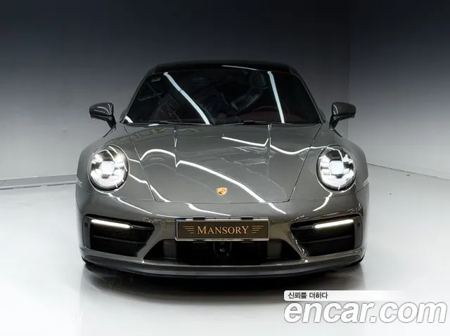 Porsche 911 2022 thumb 3