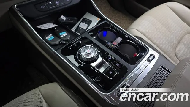 Kia Carnival 2024 thumb 9