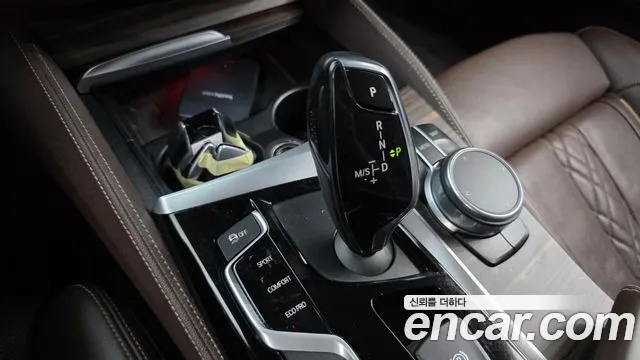 BMW 5 серии 2018 thumb 9