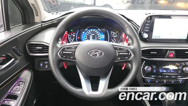 Hyundai Santa Fe 2018 thumb 12