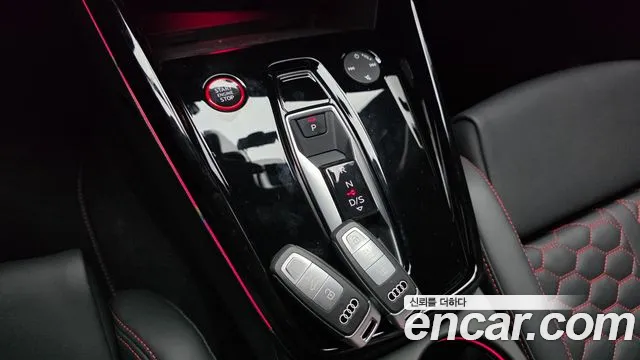 Audi RS3 2025 thumb 9