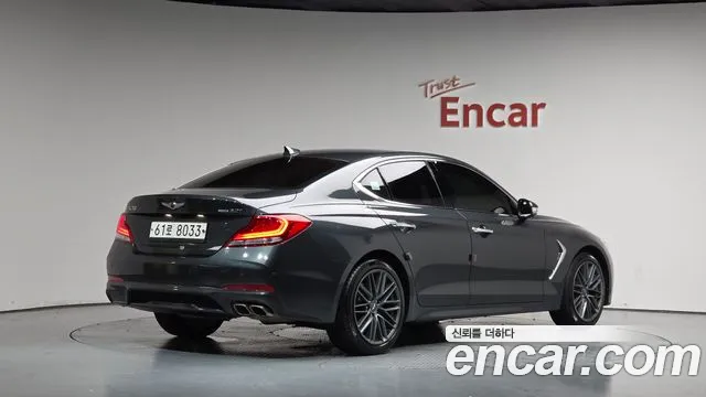 Genesis G70 2018 thumb 2