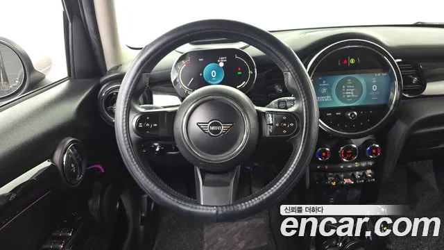 Mini Hatch 2023 thumb 12