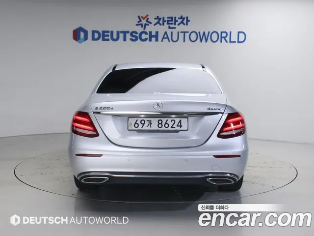 Mercedes-Benz E-Класс 2017 thumb 3