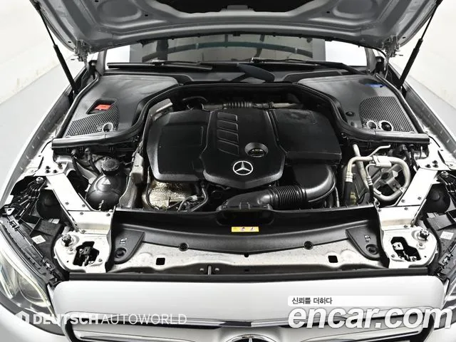 Mercedes-Benz E-Класс 2017 thumb 5