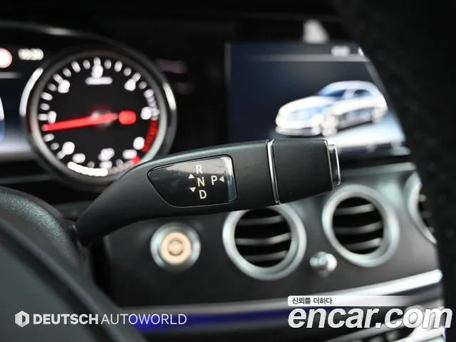 Mercedes-Benz E-Класс 2017 thumb 7