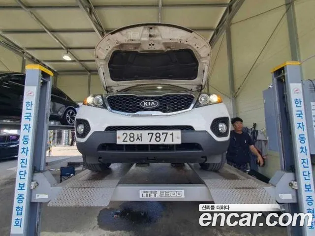 Kia Sorento 2010 thumb 6