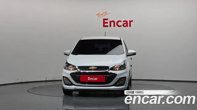 Chevrolet Spark 2018 thumb 3