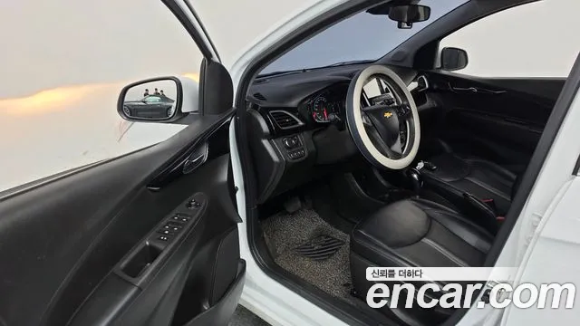 Chevrolet Spark 2018 thumb 10