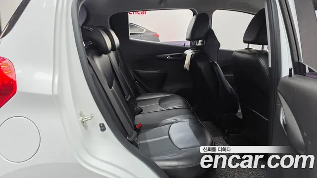 Chevrolet Spark 2018 thumb 12