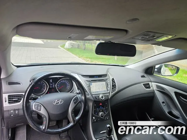 Hyundai Avante 2013 thumb 4