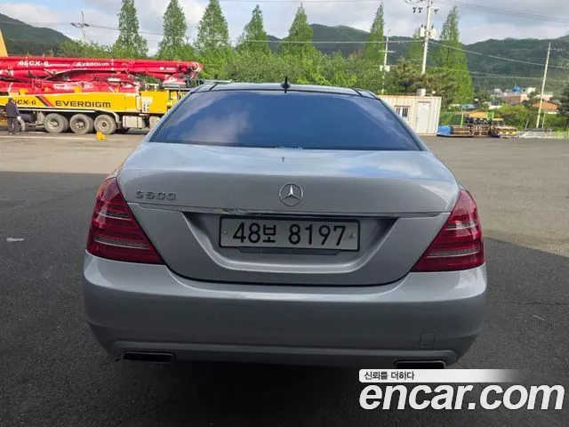 Mercedes-Benz S-Класс 2011 thumb 4