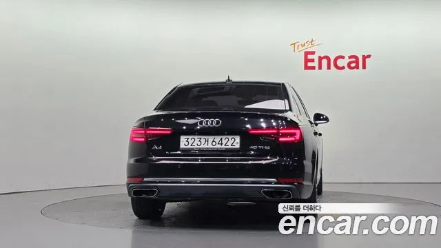 Audi A4 2019 thumb 4