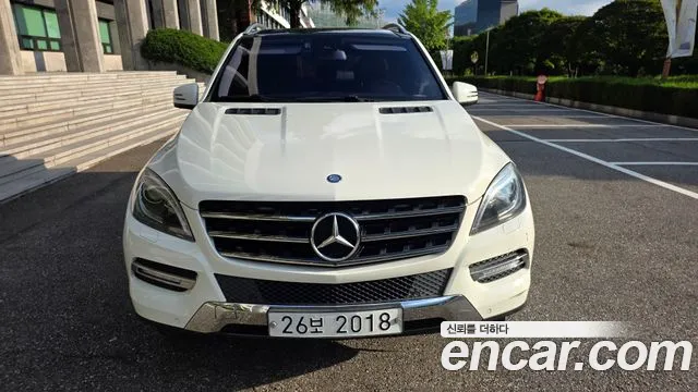 Mercedes-Benz M-class 2012 thumb 2