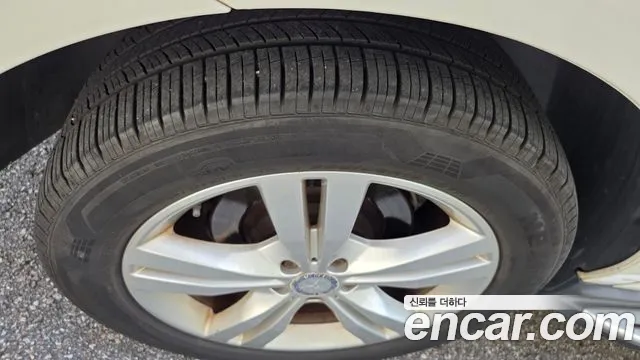 Mercedes-Benz M-class 2012 thumb 10