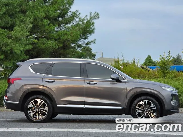 Hyundai Santa Fe 2019 thumb 7