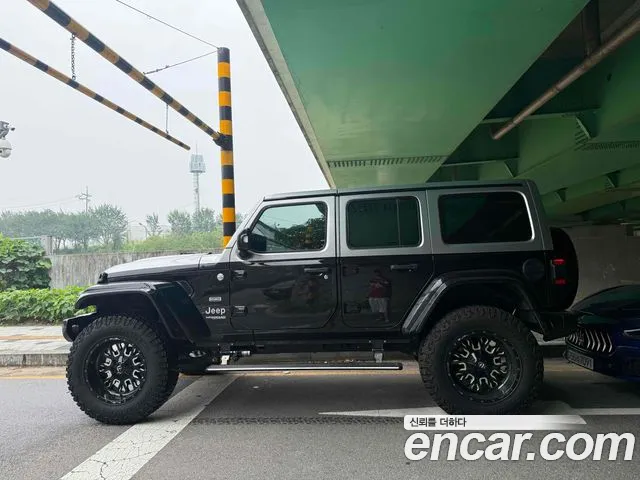 Jeep Wrangler 2021 thumb 3