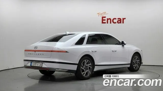 Hyundai Grandeur 2023 thumb 2