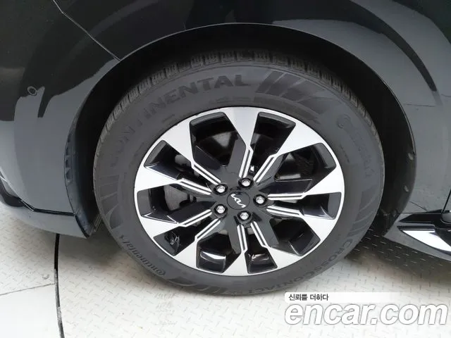 Kia Carnival 2022 thumb 5