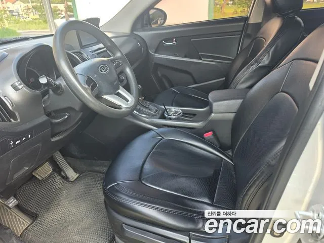 Kia Sportage 2012 thumb 9