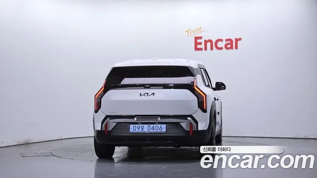 Kia EV3 2024 thumb 4