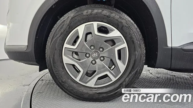 Hyundai Santa Fe 2023 thumb 4
