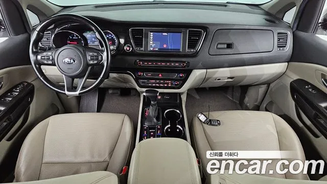 Kia Carnival 2019 thumb 7