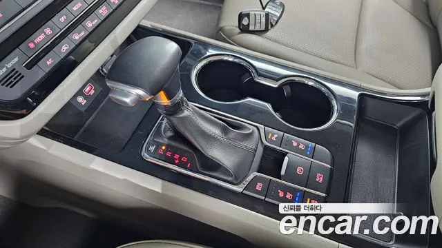 Kia Carnival 2019 thumb 9