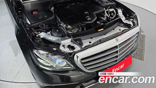 Mercedes-Benz E-Класс 2019 thumb 6