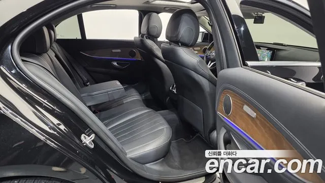 Mercedes-Benz E-Класс 2019 thumb 12