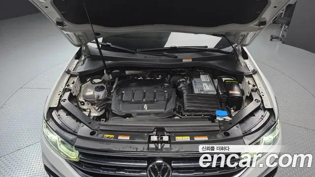 Volkswagen Tiguan 2021 thumb 6