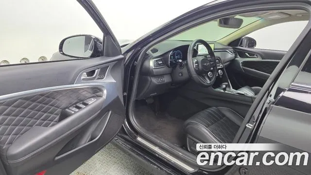 Genesis G70 2021 thumb 10