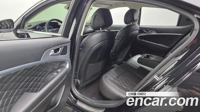 Genesis G70 2021 thumb 12