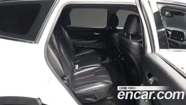 Hyundai Santa Fe 2019 thumb 12