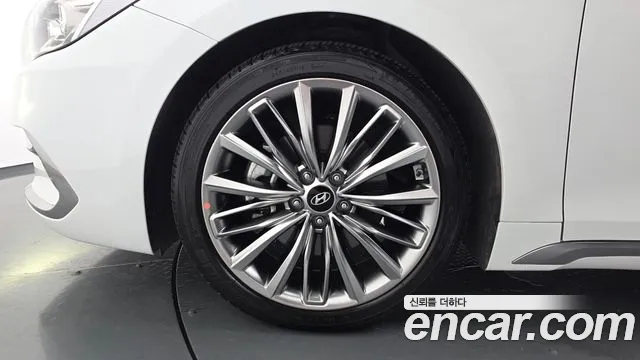 Hyundai Grandeur 2018 thumb 5