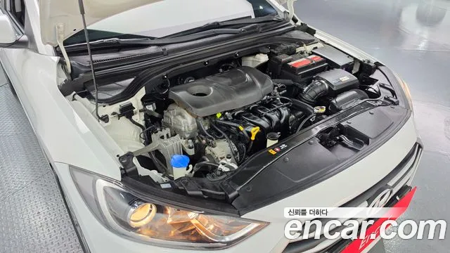 Hyundai Avante 2017 thumb 6