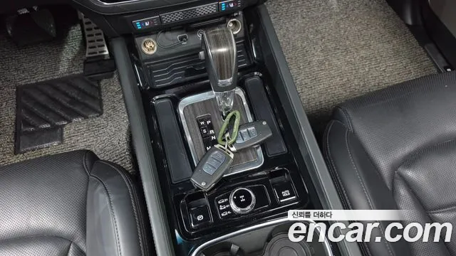 KG_Mobility_Ssangyong Rexton 2017 thumb 9