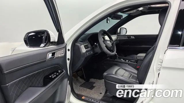 KG_Mobility_Ssangyong Rexton 2017 thumb 10