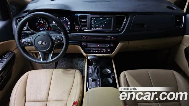 Kia Carnival 2019 thumb 7