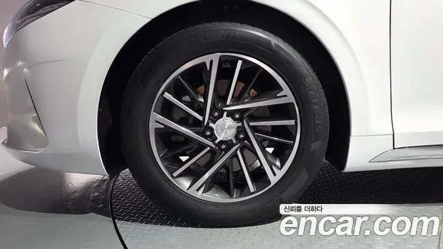 Hyundai Grandeur 2020 thumb 5