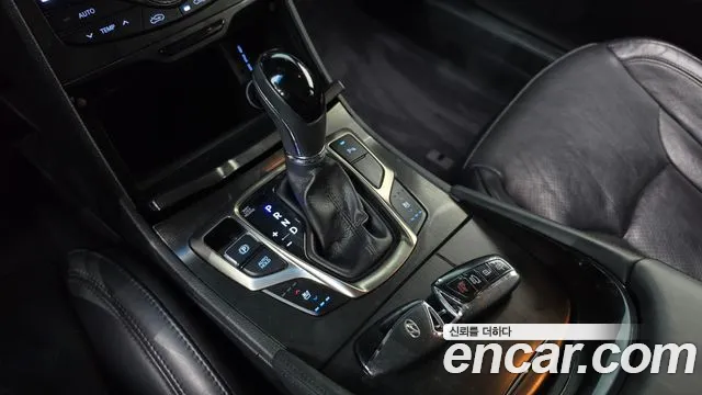 Hyundai Grandeur 2013 thumb 9