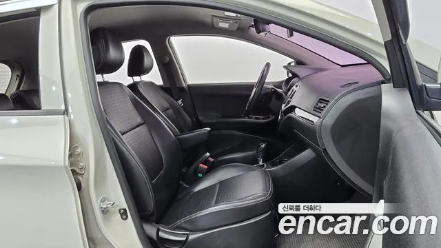 Kia Morning 2015 thumb 11