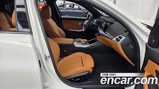 BMW 3-Series 2025 thumb 11