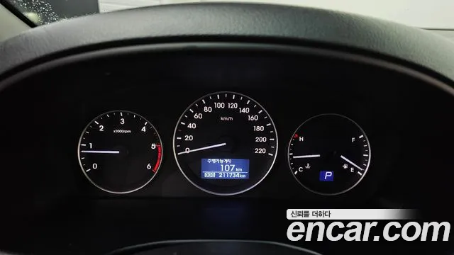 Hyundai Starex 2019 thumb 8