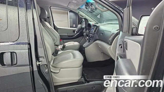 Hyundai Starex 2019 thumb 11