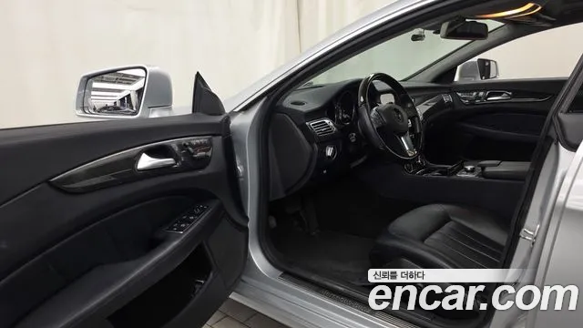 Mercedes-Benz CLS-Class 2012 thumb 10