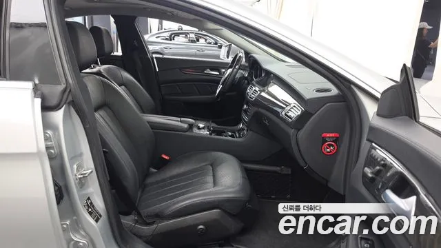 Mercedes-Benz CLS-Class 2012 thumb 11