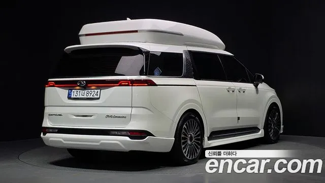 Kia Carnival 2021 thumb 2