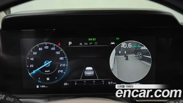 Kia Carnival 2021 thumb 8